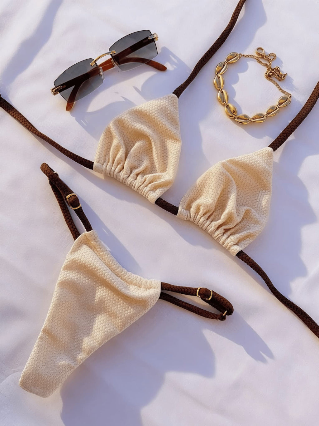 Bikini Clásico Off - Braguita con regulador